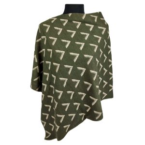 AM-PO10043 Poncho Pattern Frecce
